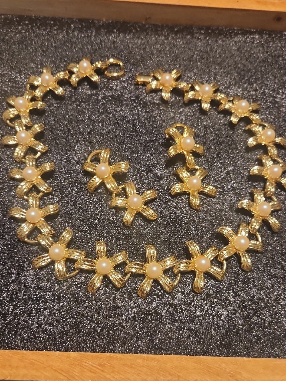 Gold Flower Pearl Necklace and Earring Set